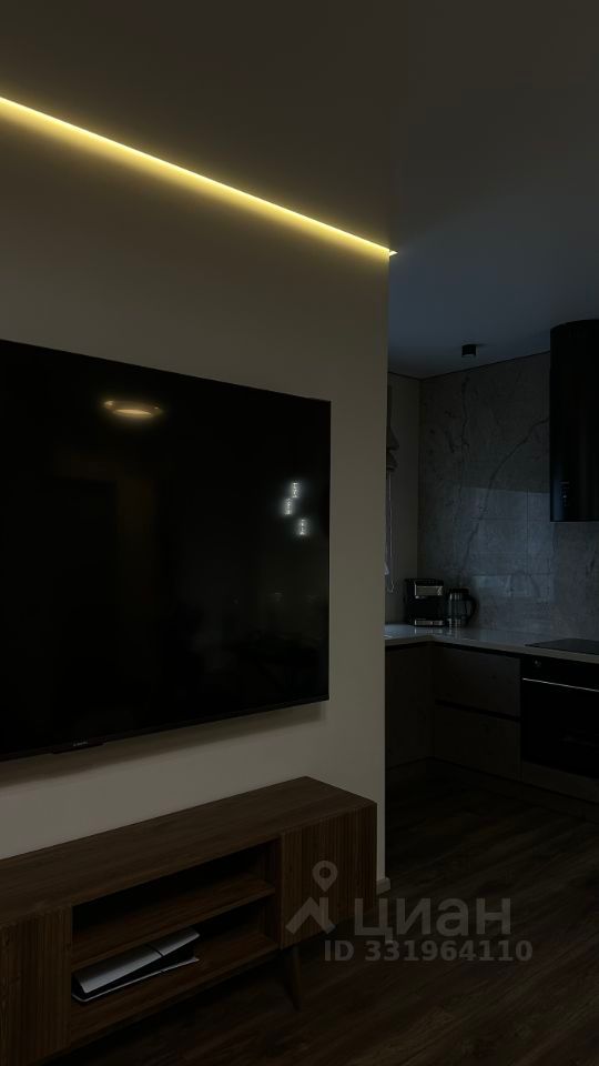 m. Myakinino: Apartment, 3-rooms