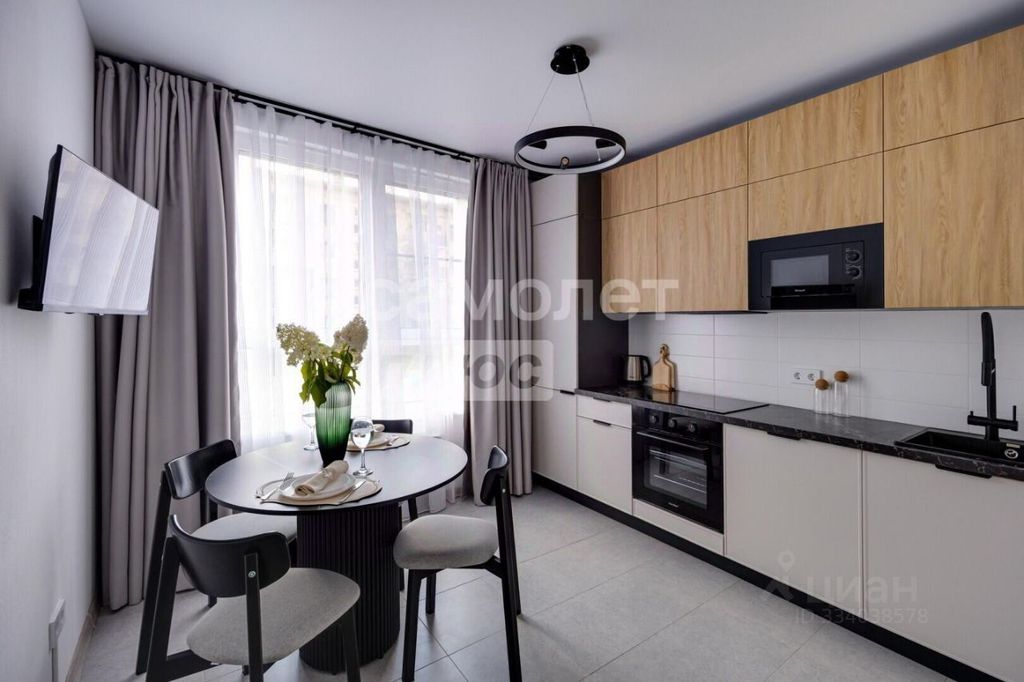 m. Novye Cheremushki: Apartment, 2-rooms