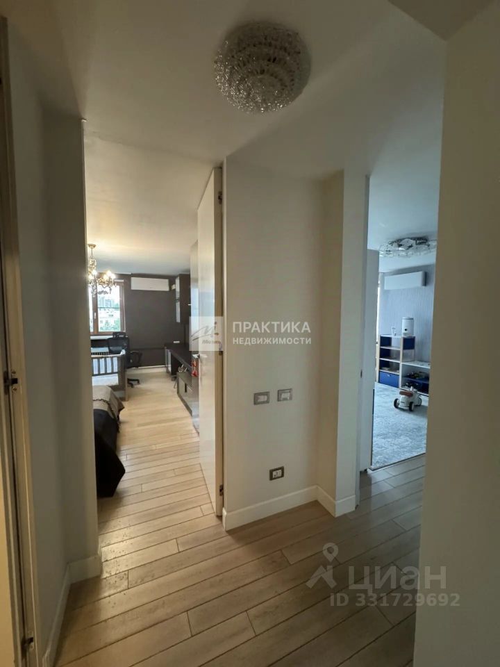 m. Ulitsa 1905 goda: Apartment, 3-rooms