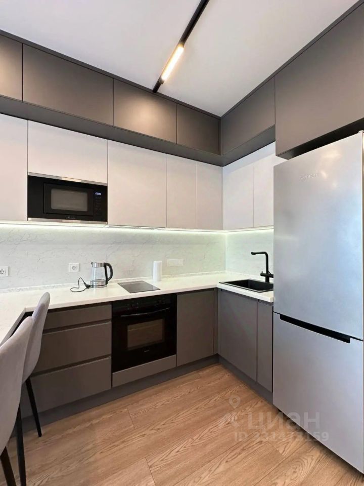 m. Nagornaya: Apartment, studio
