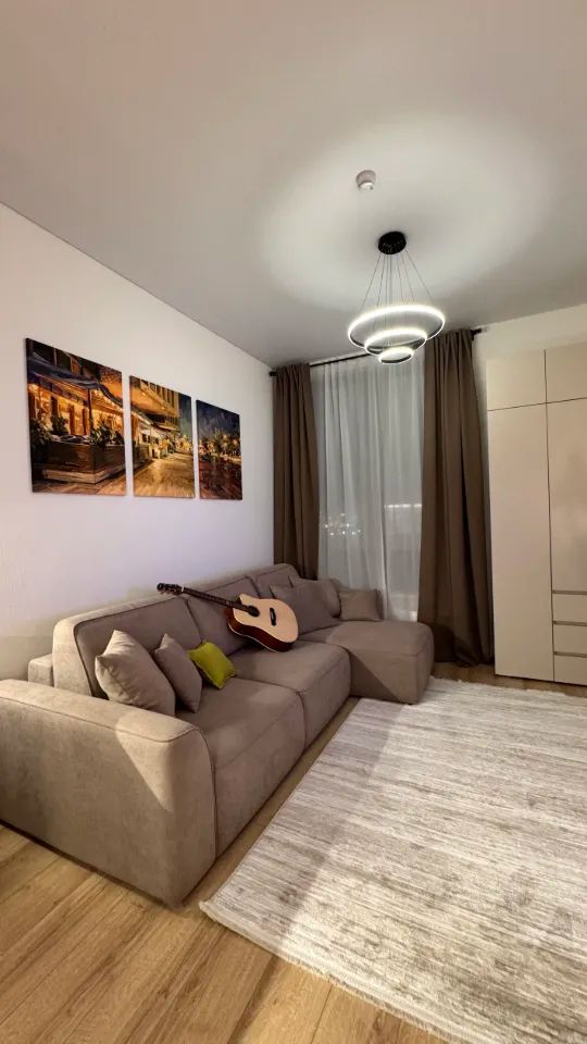 m. ZIL: Apartment, studio