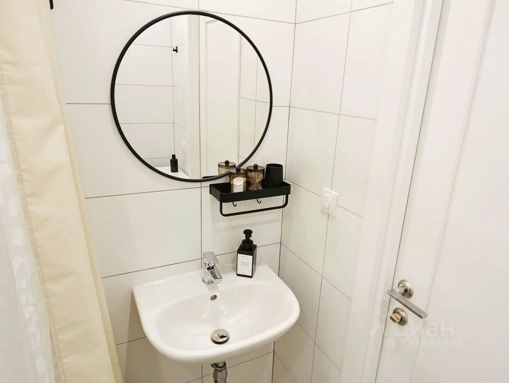 m. Vodniki: Apartment, studio