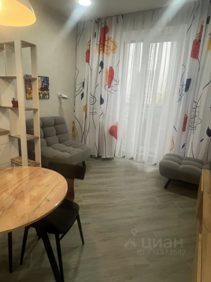 m. Narodnoe Opolchenie: Apartment, 1-rooms