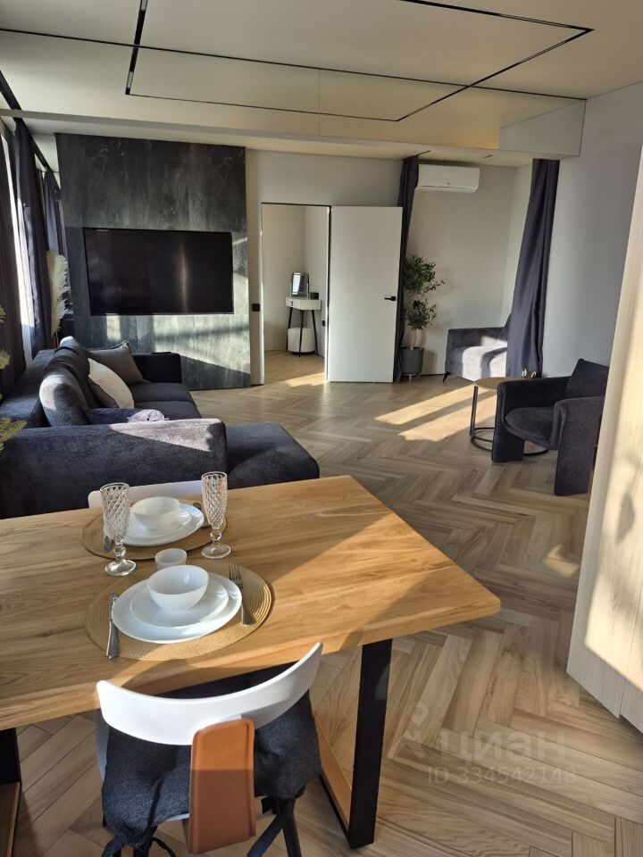 m. Smolenskaya: Apartment, 2-rooms
