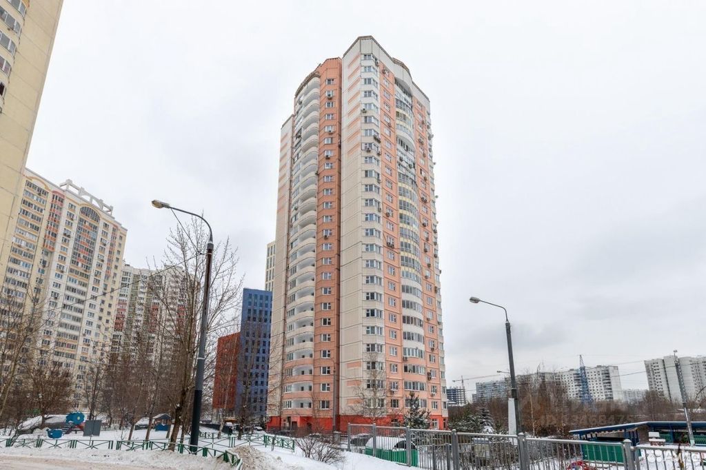 m. Khimki: Apartment, 2-rooms