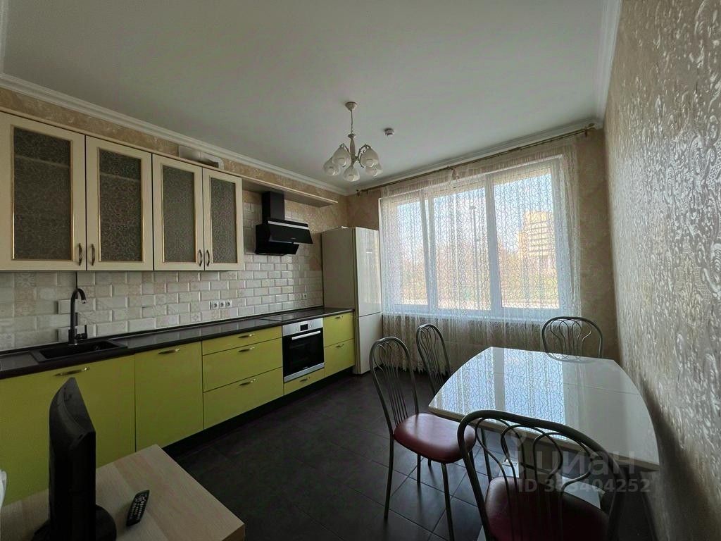 m. Pyatnitskoe shosse: Apartment, 2-rooms