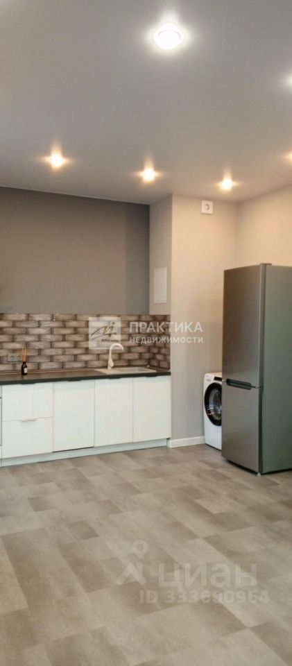 m. ZIL: Apartment, 1-rooms