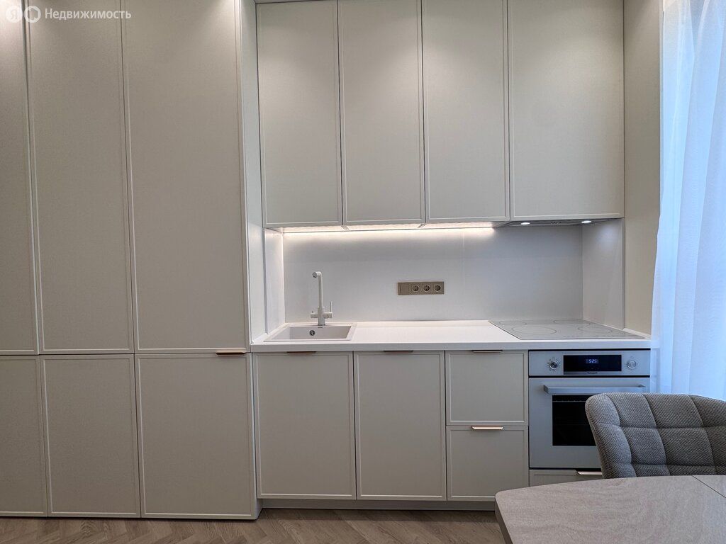 m. Shelepikha: Apartment, studio