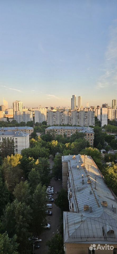 m. Oktyabrskoe pole: Apartment, 2-rooms