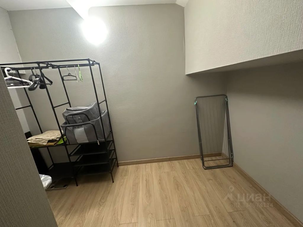 m. Krasny Baltiets: Apartment, studio