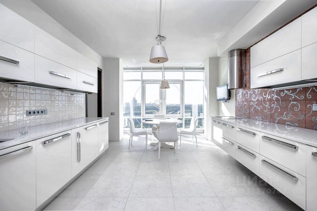 m. Minskaya: Apartment, 4-rooms