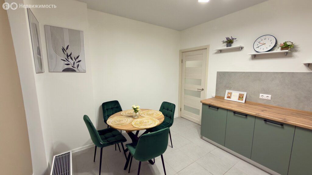 m. Narodnoe Opolchenie: Apartment, 1-rooms