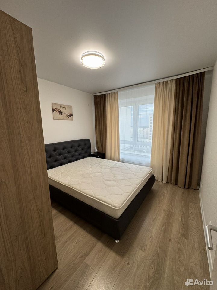 m. Lukhmanovskaya: Apartment, 1-rooms