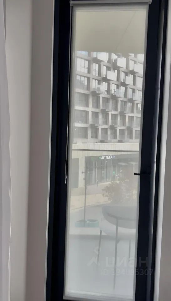m. ZIL: Apartment, 2-rooms