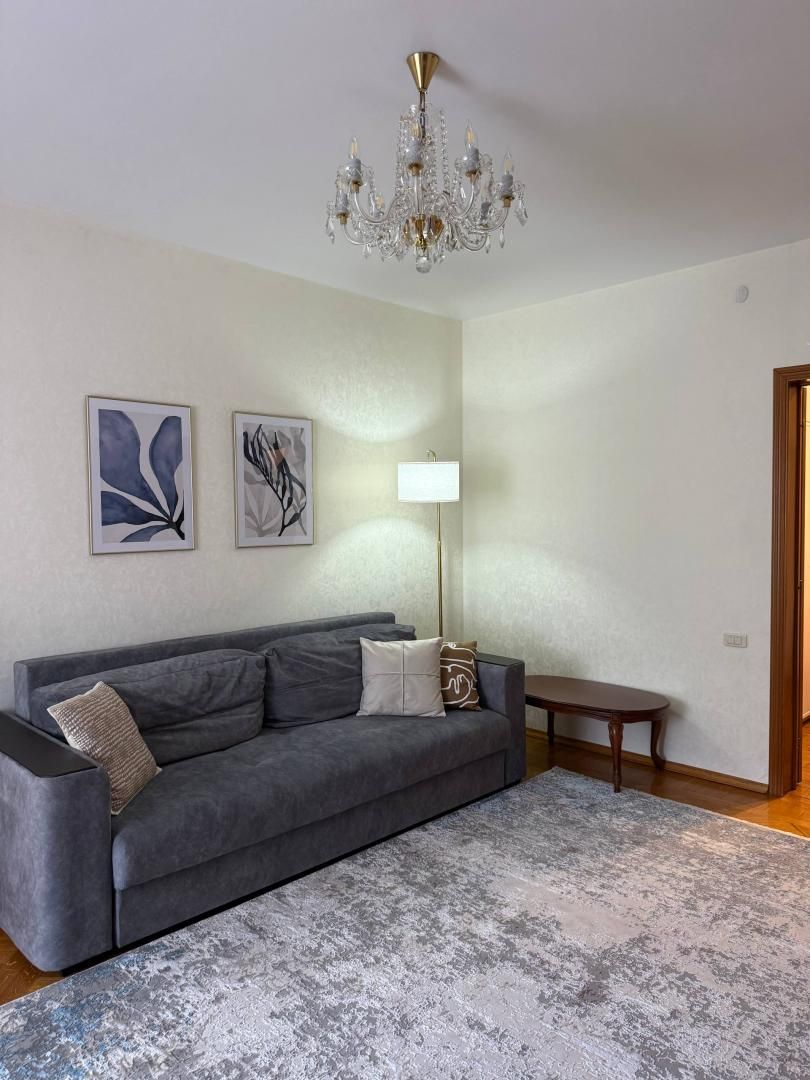 m. Trubnaya: Apartment, 2-rooms