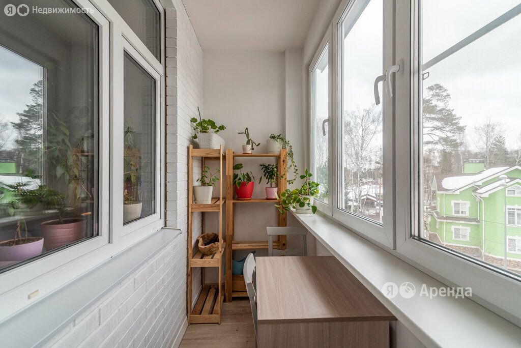 m. Saltykovskaya: Apartment, 2-rooms