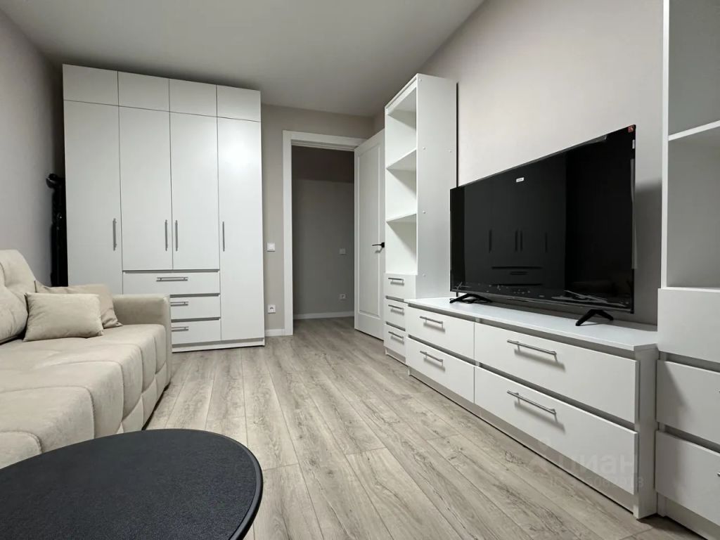 m. Strogino: Apartment, 3-rooms