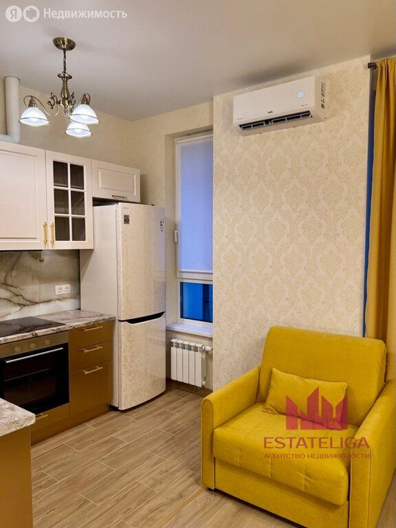 m. Serp i Molot: Apartment, studio