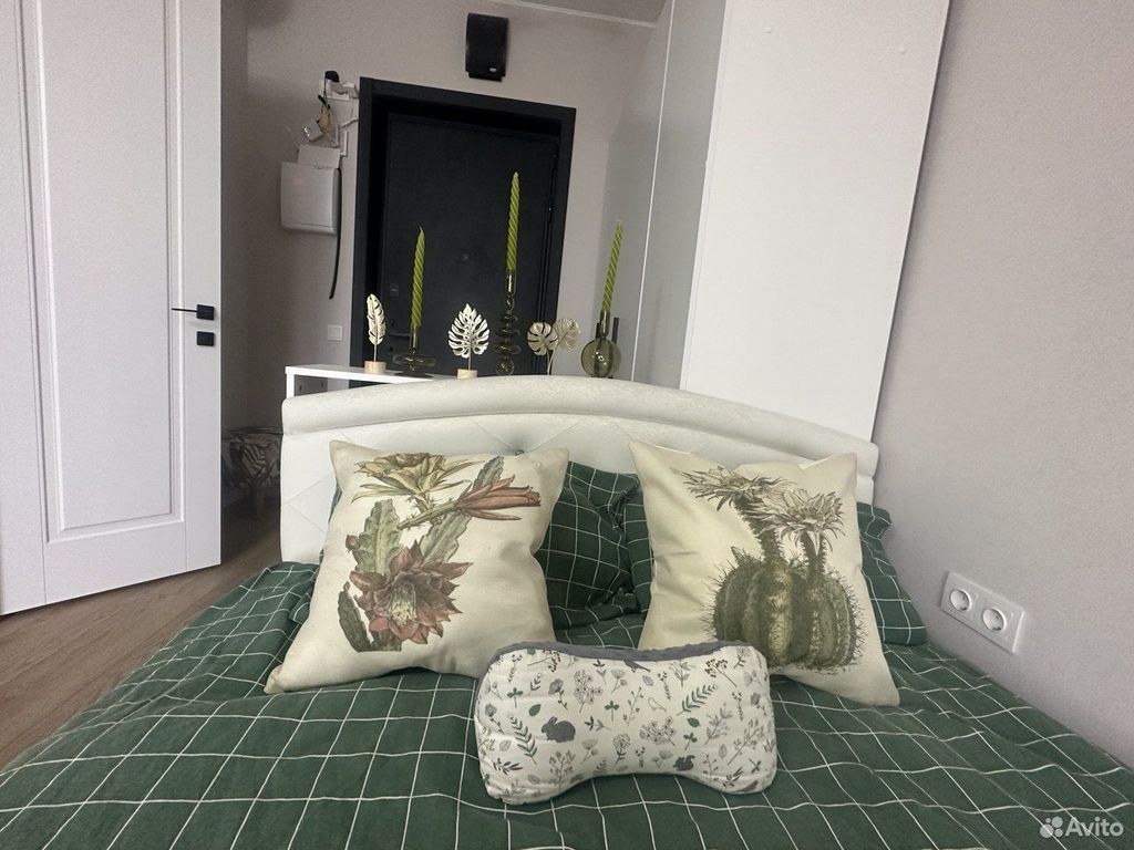 m. Strogino: Apartment, studio
