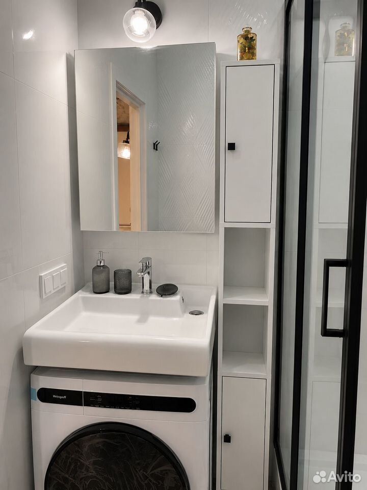 m. Maryina Roscha: Apartment, studio