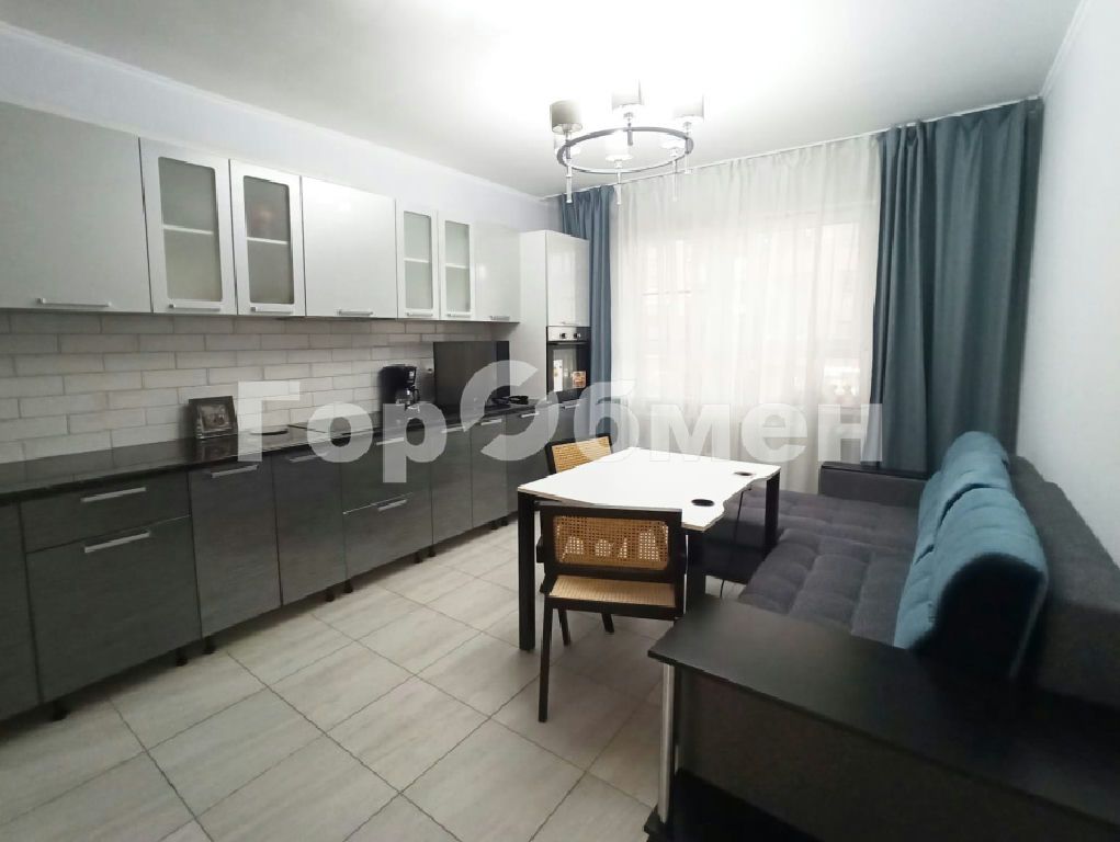m. Lesoparkovaya: Apartment, 3-rooms
