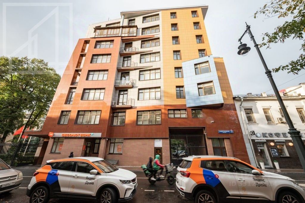 m. Tsvetnoy bulvar: Apartment, 3-rooms