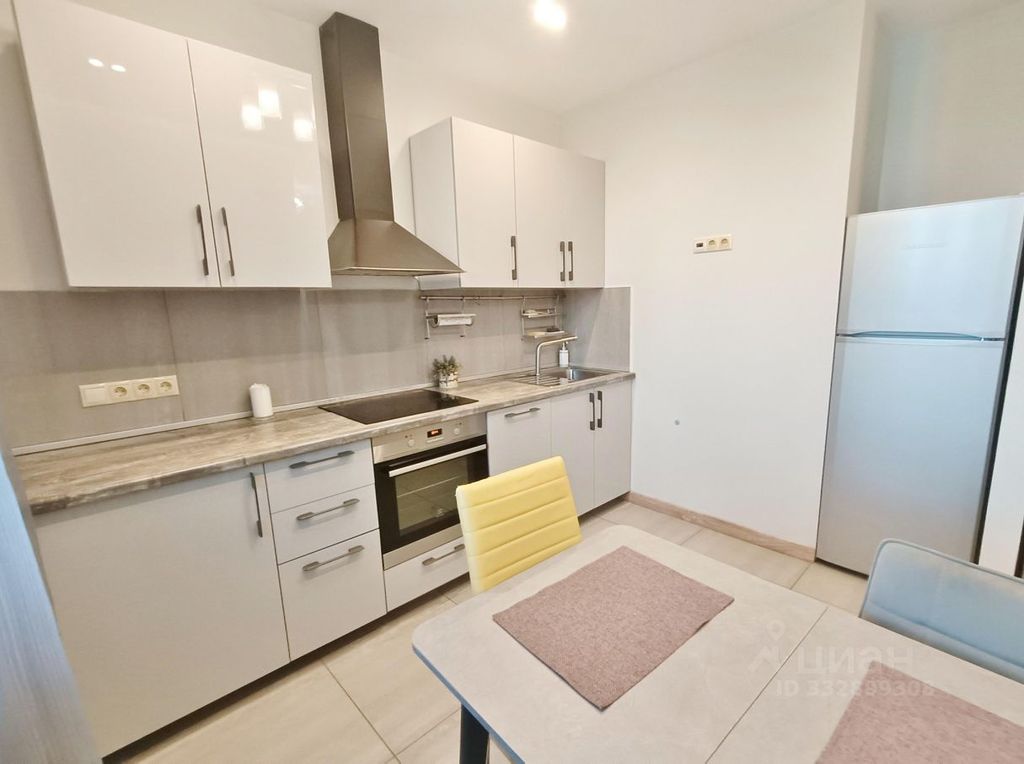 m. Ulitsa 1905 goda: Apartment, 2-rooms