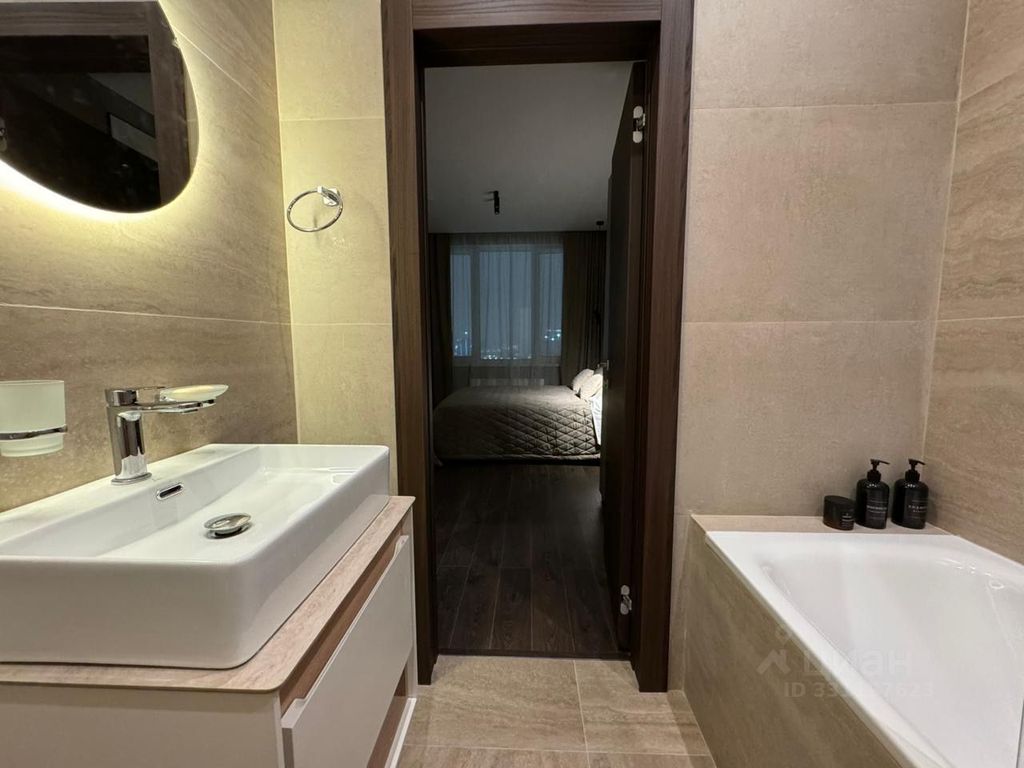 m. Nagornaya: Apartment, 2-rooms