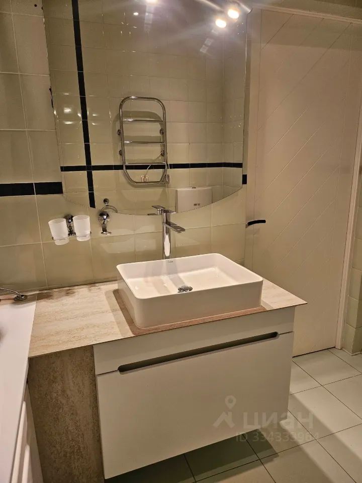 m. Luzhniki: Apartment, 4-rooms