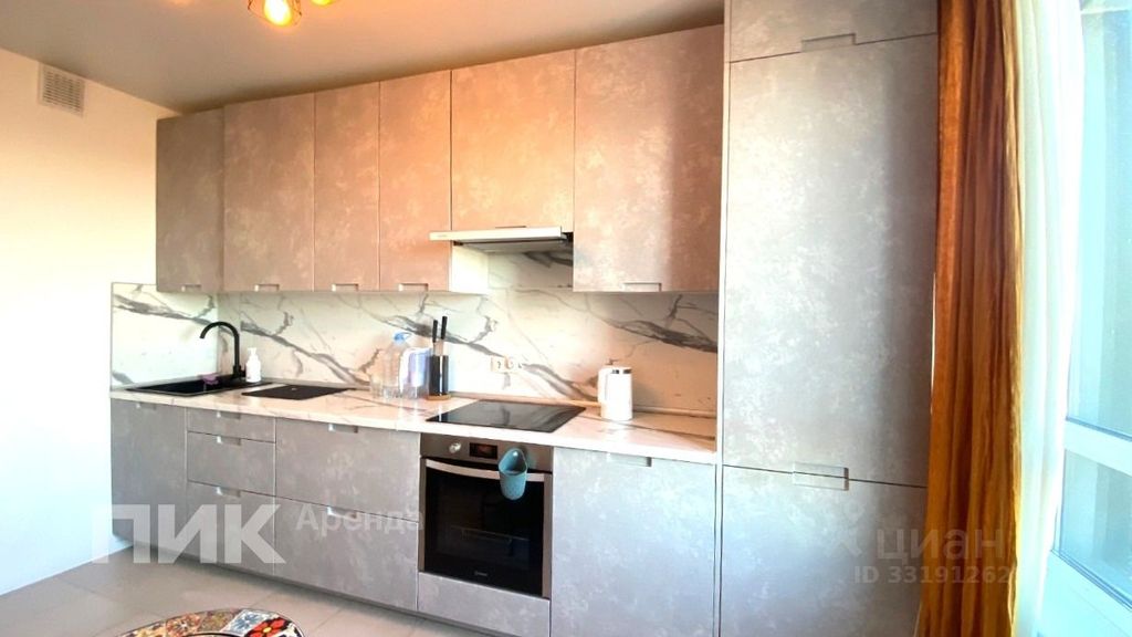 m. Pyatnitskoe shosse: Apartment, 1-rooms