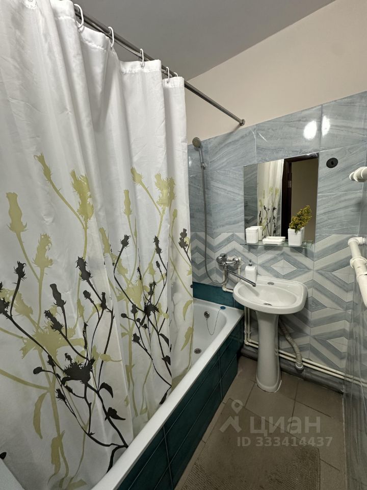 m. Nekrasovka: Apartment, 2-rooms