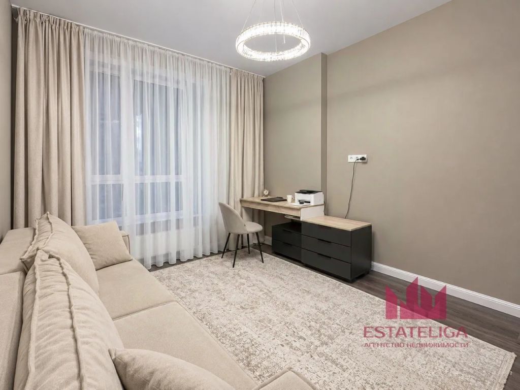 m. Tekhnopark: Apartment, 3-rooms