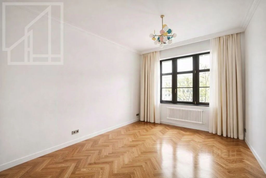 m. Novoslobodskaya: Apartment, 5-rooms