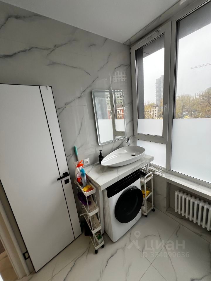 m. Serp i Molot: Apartment, 2-rooms