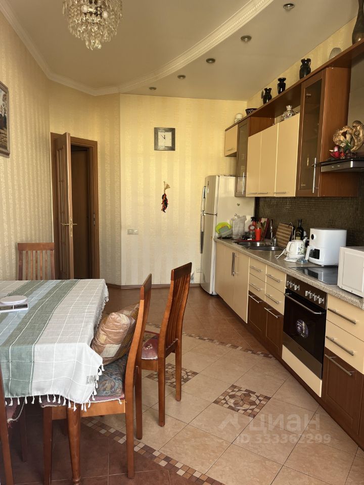 m. Smolenskaya: Apartment, 2-rooms