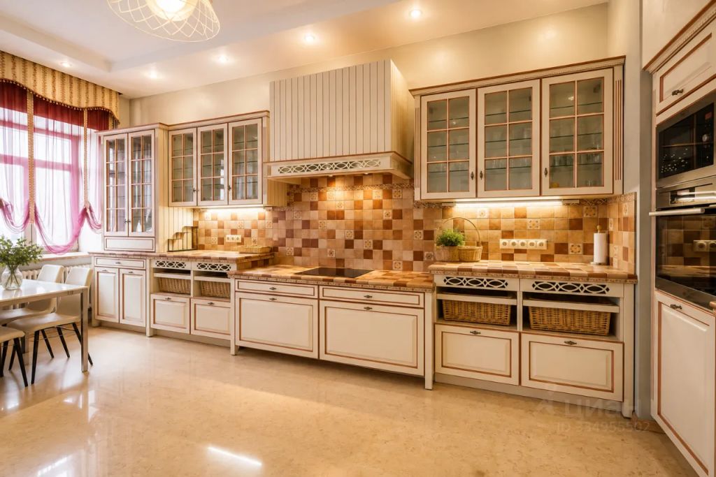 m. Tverskaya: Apartment, 4-rooms