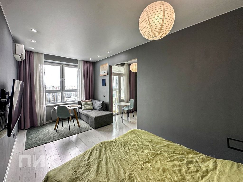 m. Lukhmanovskaya: Apartment, 1-rooms