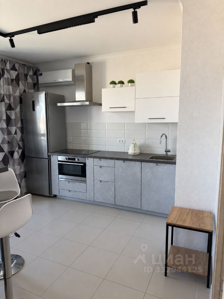 m. Grachevskaya: Apartment, studio