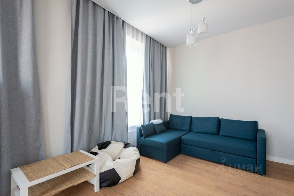 m. Verkhnie Kotly: Apartment, 2-rooms
