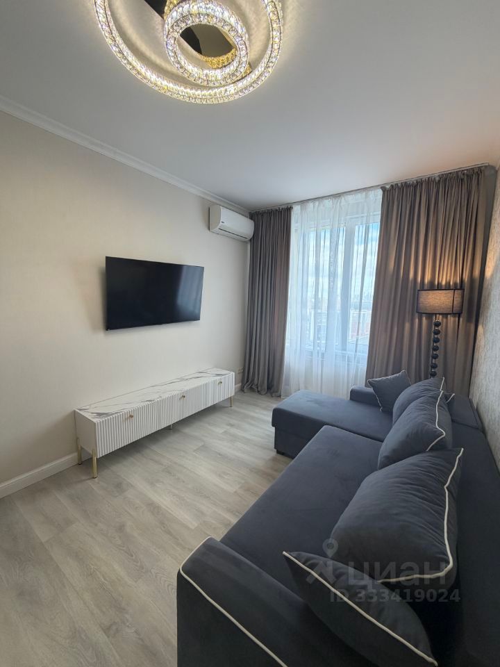 m. Strogino: Apartment, 1-rooms