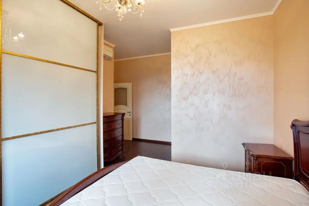 m. Lomonosovsky prospekt: Apartment, 3-rooms