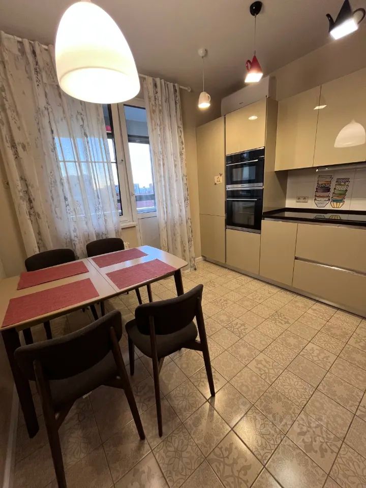 m. Kakhovskaya: Apartment, 2-rooms