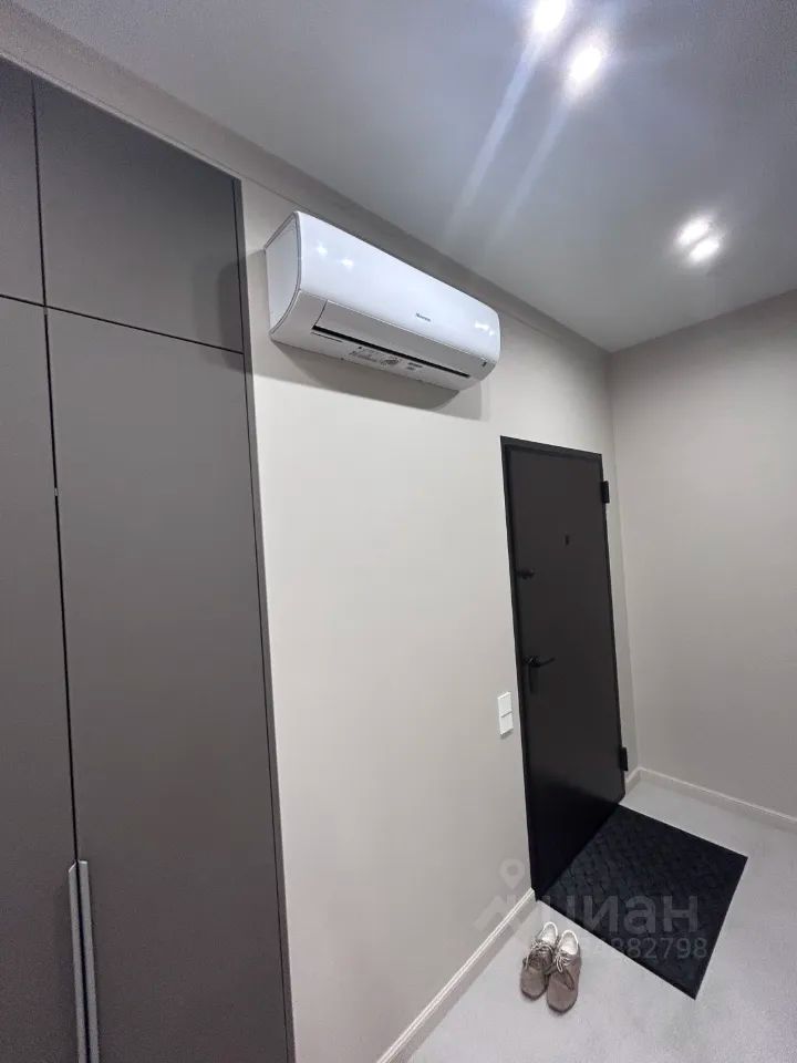 m. Tekhnopark: Apartment, 2-rooms