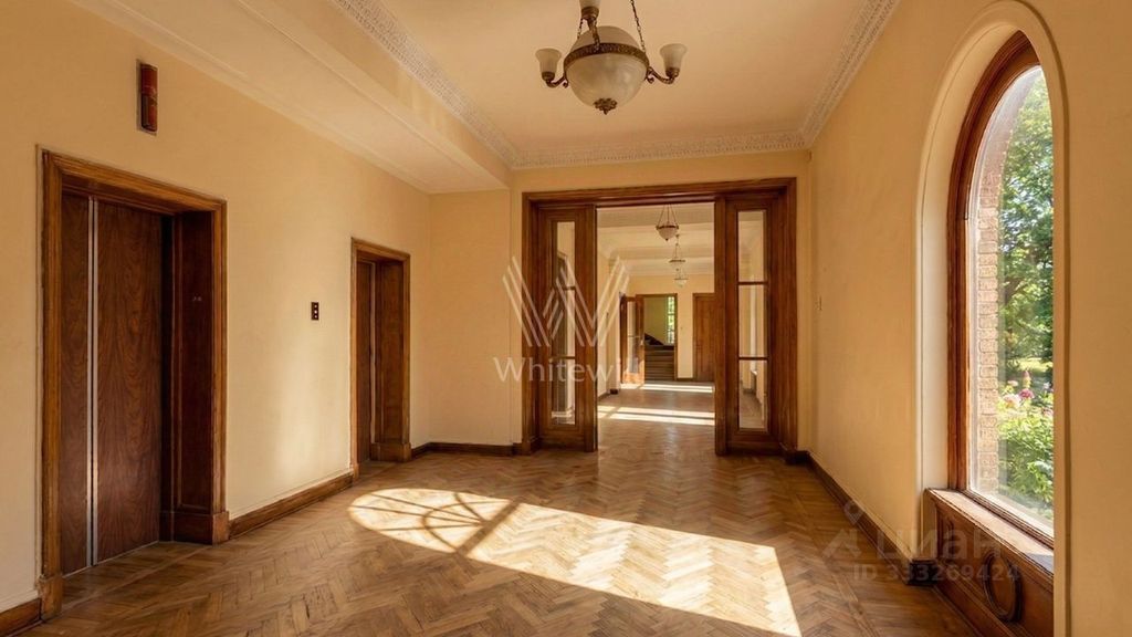 m. Barrikadnaya: Apartment, 2-rooms