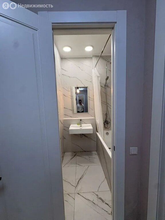 m. Strogino: Apartment, 2-rooms