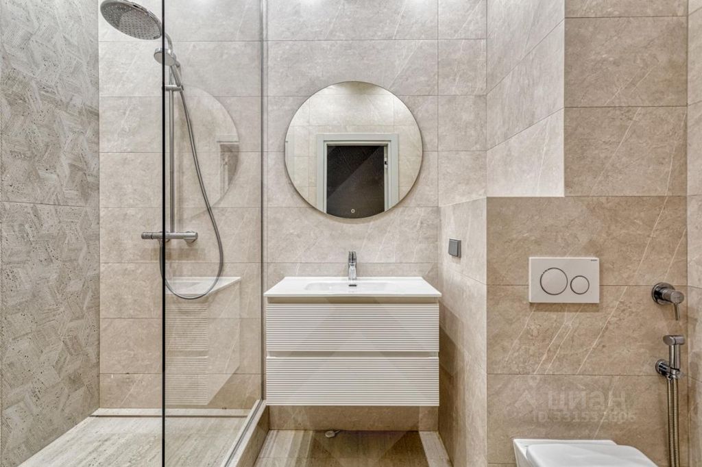 m. Aminyevskaya: Apartment, 3-rooms