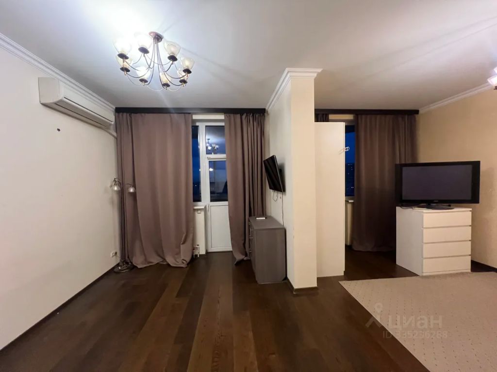 m. Molodezhnaya: Apartment, 1-rooms