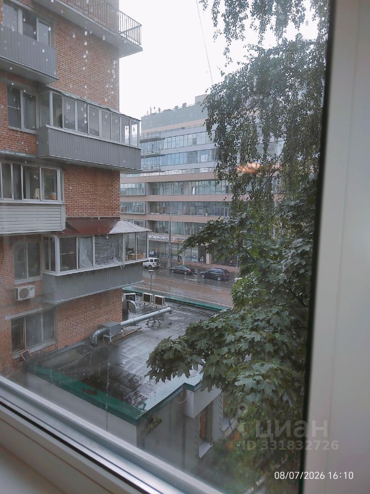 m. Shabolovskaya: Apartment, 2-rooms