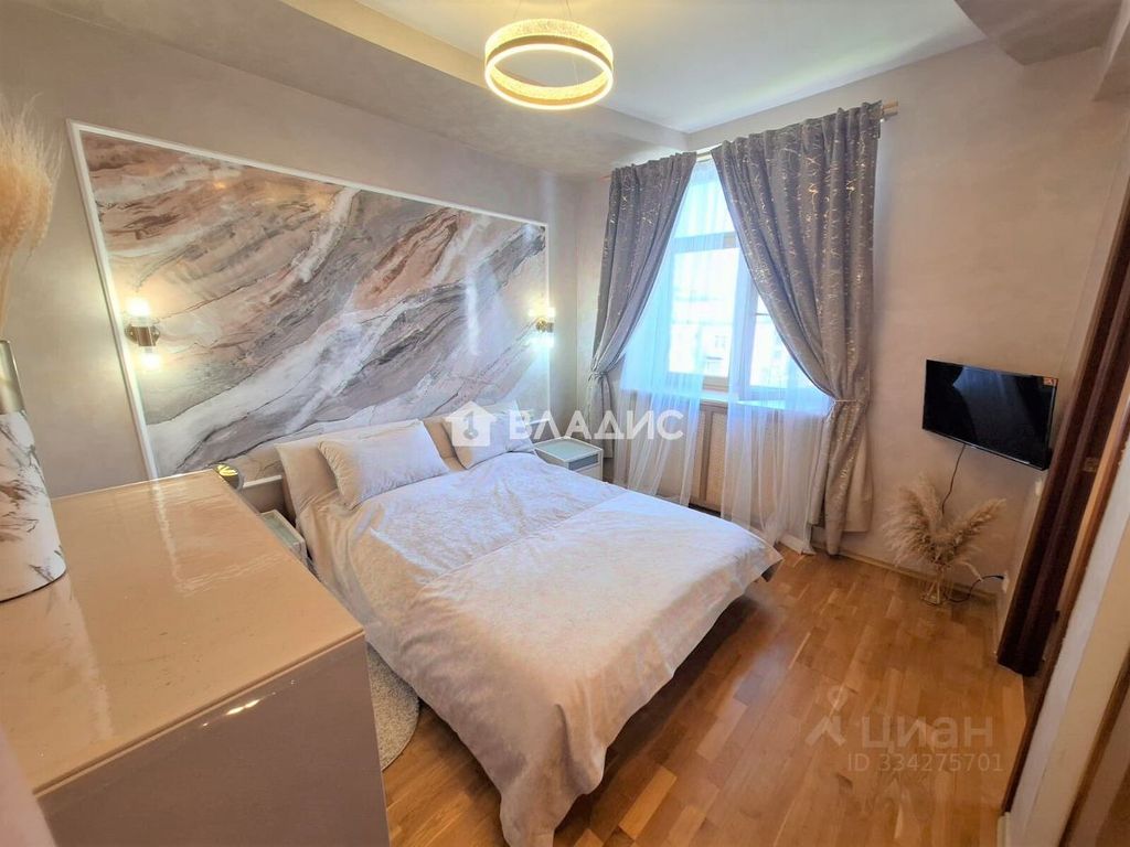 m. Shabolovskaya: Apartment, 2-rooms