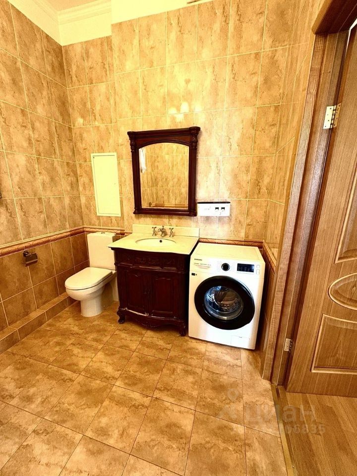 m. Solnechnaya: Apartment, 3-rooms